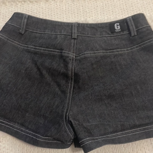G. J. Guess jeans shorts 27 - Picture 8 of 9